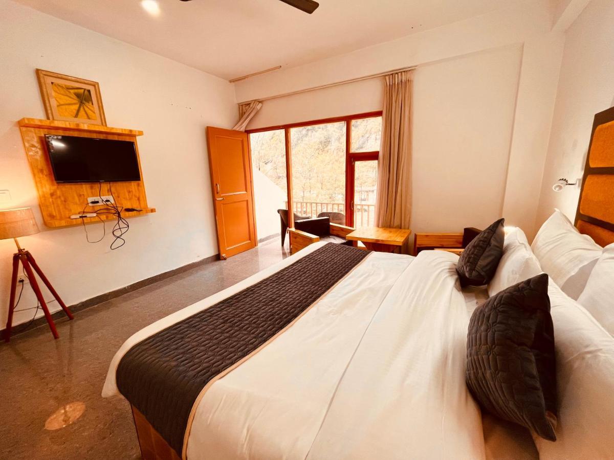 Hotel Beas River Retreat - A Riverside Hotel With Balcony Manali  Bagian luar foto